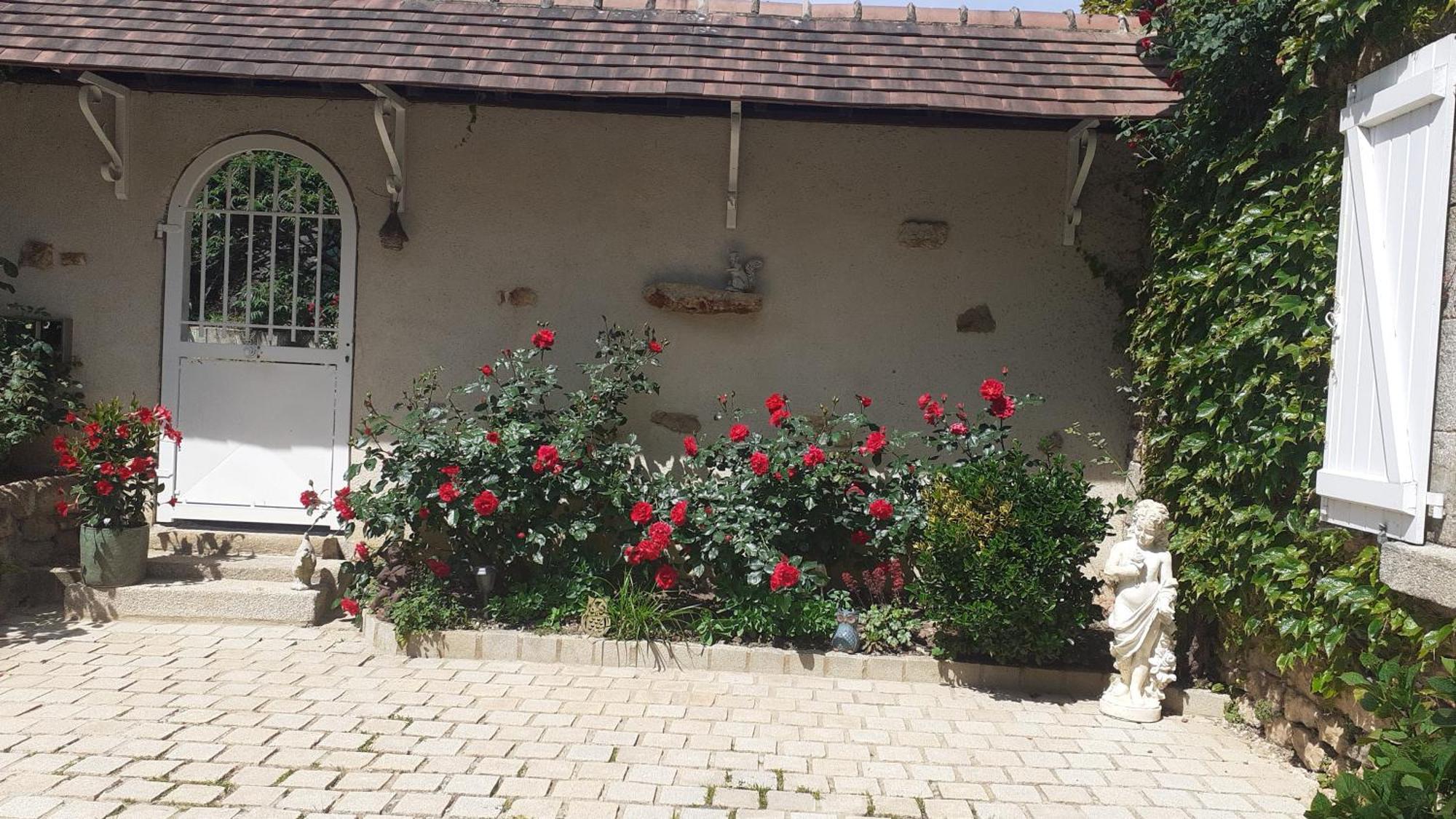 7 , Le Haut Montraye Pace  Bagian luar foto