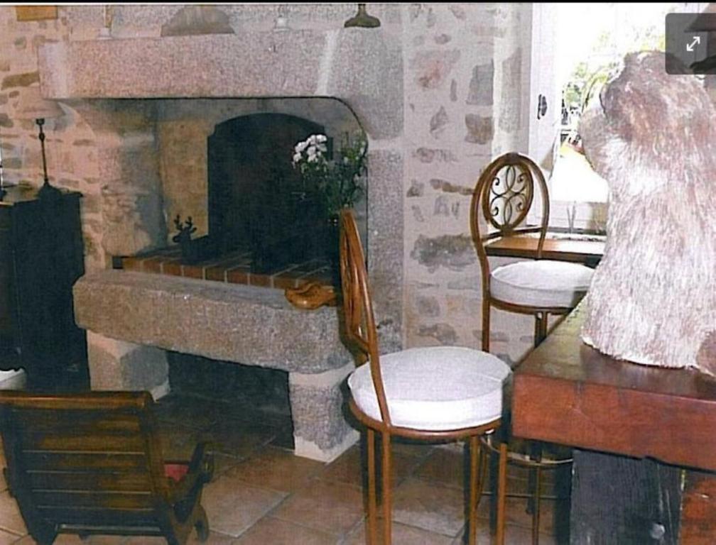 7 , Le Haut Montraye Pace  Bagian luar foto