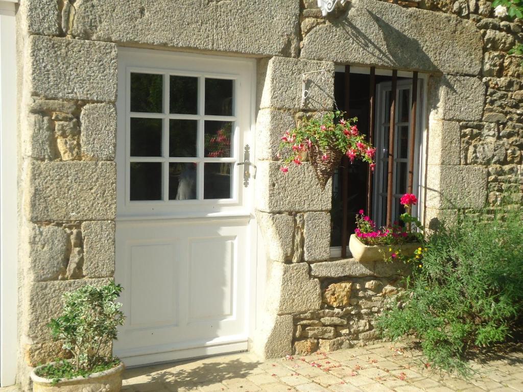 7 , Le Haut Montraye Pace  Bagian luar foto